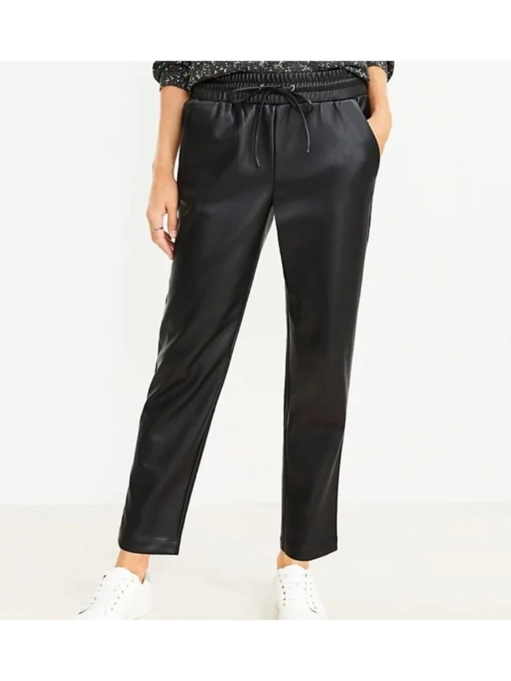 LOFT Faux Leather Pull On Ankle Pants Black Pockets Size M Cropped Drawstring